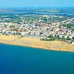 Apartamento Charming Flat Just Steps Away From The Bibione
