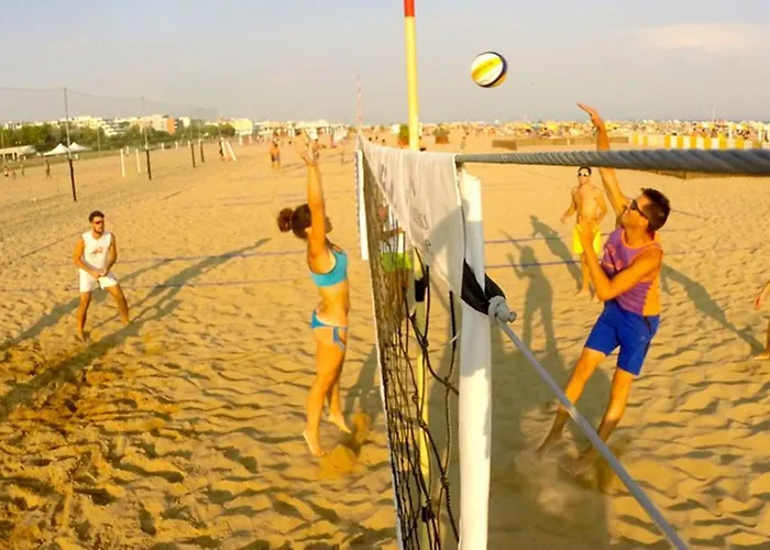 Charming Flat Just Steps Away From The شقة بيبيوني