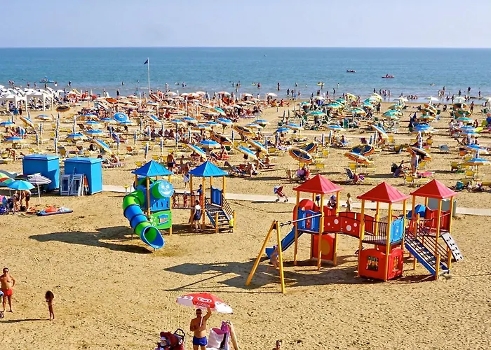 Charming Flat Just Steps Away From The * Bibione