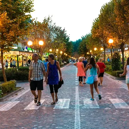 Charming Flat Just Steps Away From The Appartement *